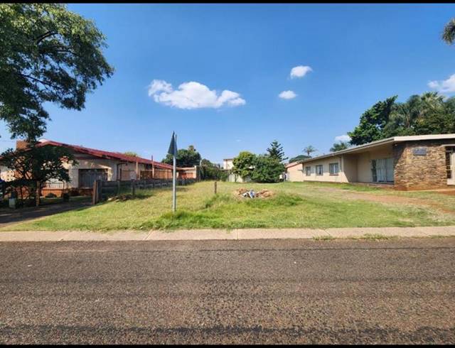 LAND FOR SALE IN LAUDIUM
